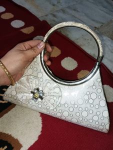 #White #Purse With Bow