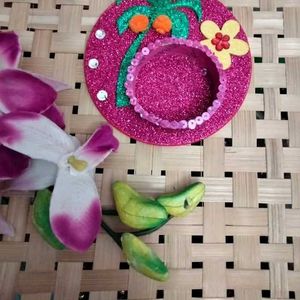 Festive T-light Candle Holder Set