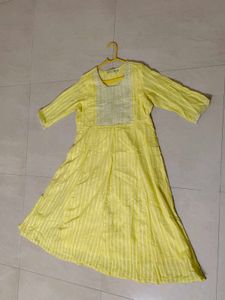 Elegant Yellow Shiny Kurta 💛 ☀️