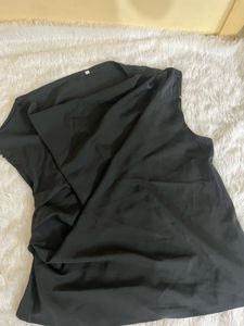 Black Sleeveless Vest