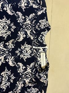 Chic Navy &amp; White Patterned Dress