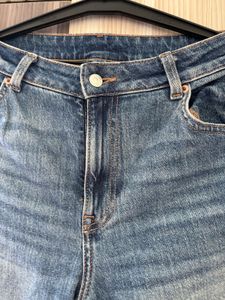 10 H&amp;M High Waist straight jeans