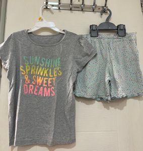 Mothercare Girls Set Of Tshirt N Shorts 6-8yr