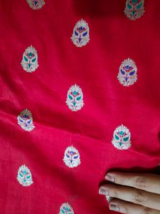❤Red banarashi saree - WithSilver Jaruri(Jadi)Work