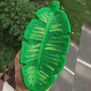 Mudwork Banana leaf incense holder