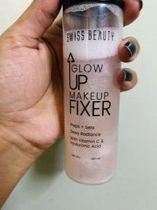 Swiss Beauty Glow Up Makeup Fixer