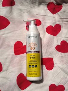 Sunscreen Body Lotion(Sealed)🎀