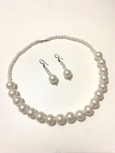Elegant Pearl Necklace & Earrings Set