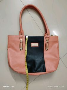 New Unused Ladies Hand Bag