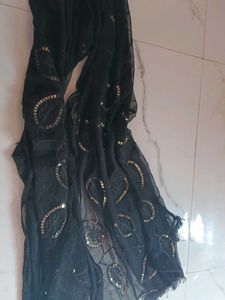 Black Embellished Dupatta👍🏼🧵