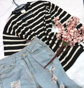💟Original H&amp;M Striped V-Neck Sweater O