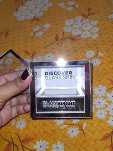Light Reflective Box