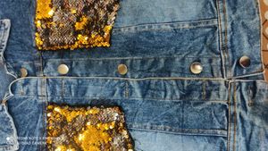 Denim Jacket🧥 For Woman And Girls...