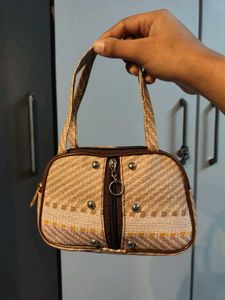 Chic Woven Handbag