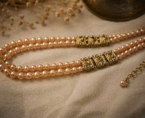 Elegant Pearl Necklace &amp; Earring Set