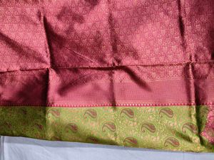 Elegant Green &amp; Maroon Paisley Saree