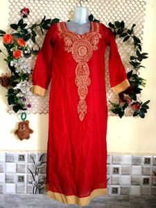 🔥MEGA SALE🔥 Red Kurti with Golden Embroidery