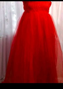Red gown💕