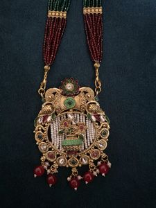 Traditional Indian Necklace &amp; Earring Set