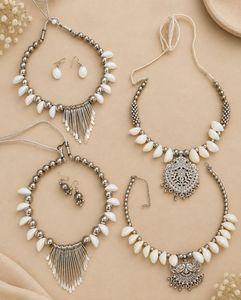 Ethnic Indian Necklace &amp; Earring Set