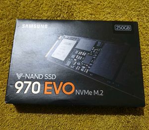 SAMSUNG 970 EVO SSD 250GB - M.2 NVMe