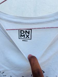 White Graphic T-Shirt "Love Your Life"