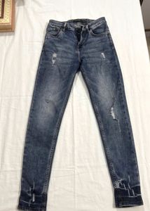 Distressed Skinny Jeans