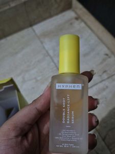 Hyphen Double Shot Radiance-Lift Serum