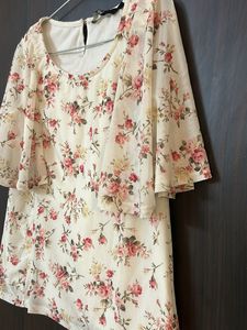 Off white New Top