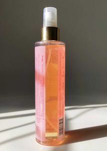 NYKAA Wanderlust Sugar Plum Cherry Mist