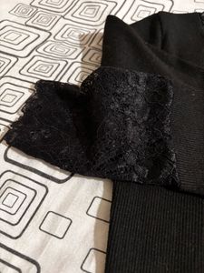Lace Trim V-Neck Ribbed Long Sleeve Top