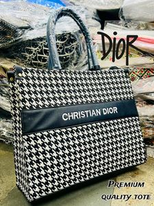 *NEW ARIVAL💍**CHRISTIAN DIOR