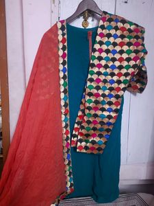 Kurti Dupatta Pant