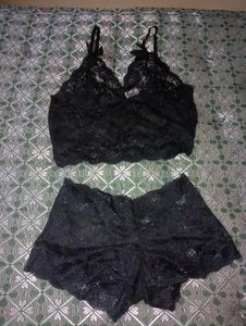 Black Lace Lingerie Set