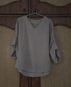 Elegant Beige V-Neck Top