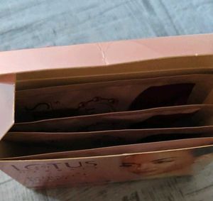 Lotus Herbals Radiant Pearl Facial Kit