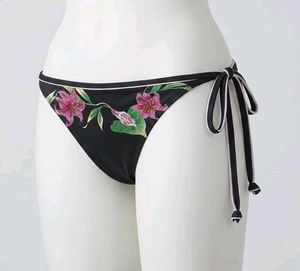 Black Floral🪔 Bikini Bottom