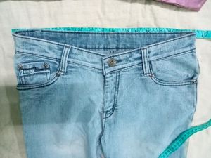 Jeansss