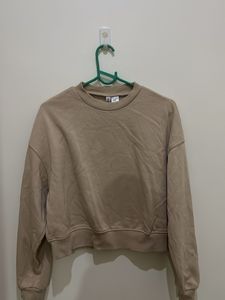 H&M beige Cropped Sweatshirt
