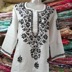 Pure Chikankari Lakhnowi Kurti
