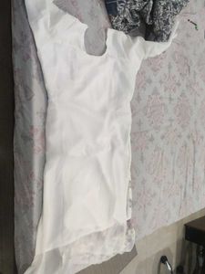 New Pakistani karachi chikankari hevvy 3pc suit