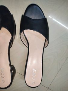 New Unused Girls Causal Heels 👠