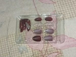Elegant Burgundy Press-On Nails