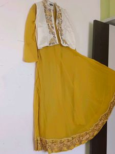 Embroidered Gown Set with Jacket