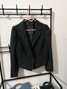 Chic Black Blazer