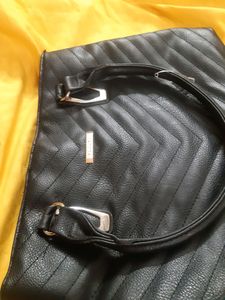 Black  Lether ⚫  Bag