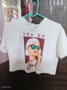 Cool Graphic Crop Top