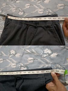 Black cargo trouser pant for men