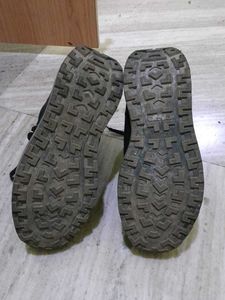 Stylish Black Hiking Boots