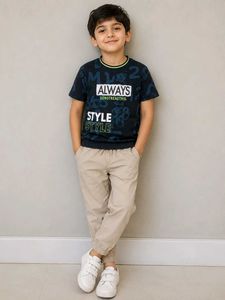 Graphic Print T-Shirt with touser